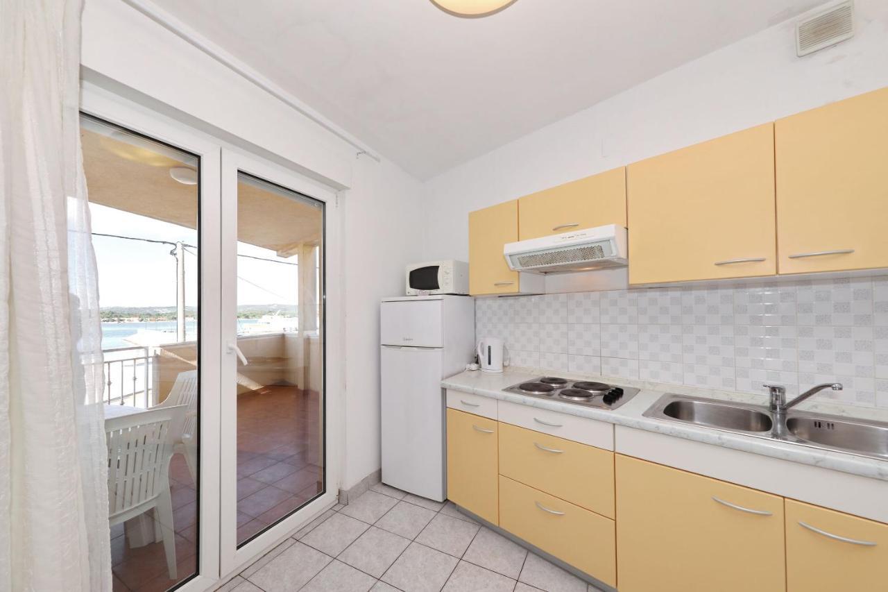 Apartment Alexa Turanj Esterno foto